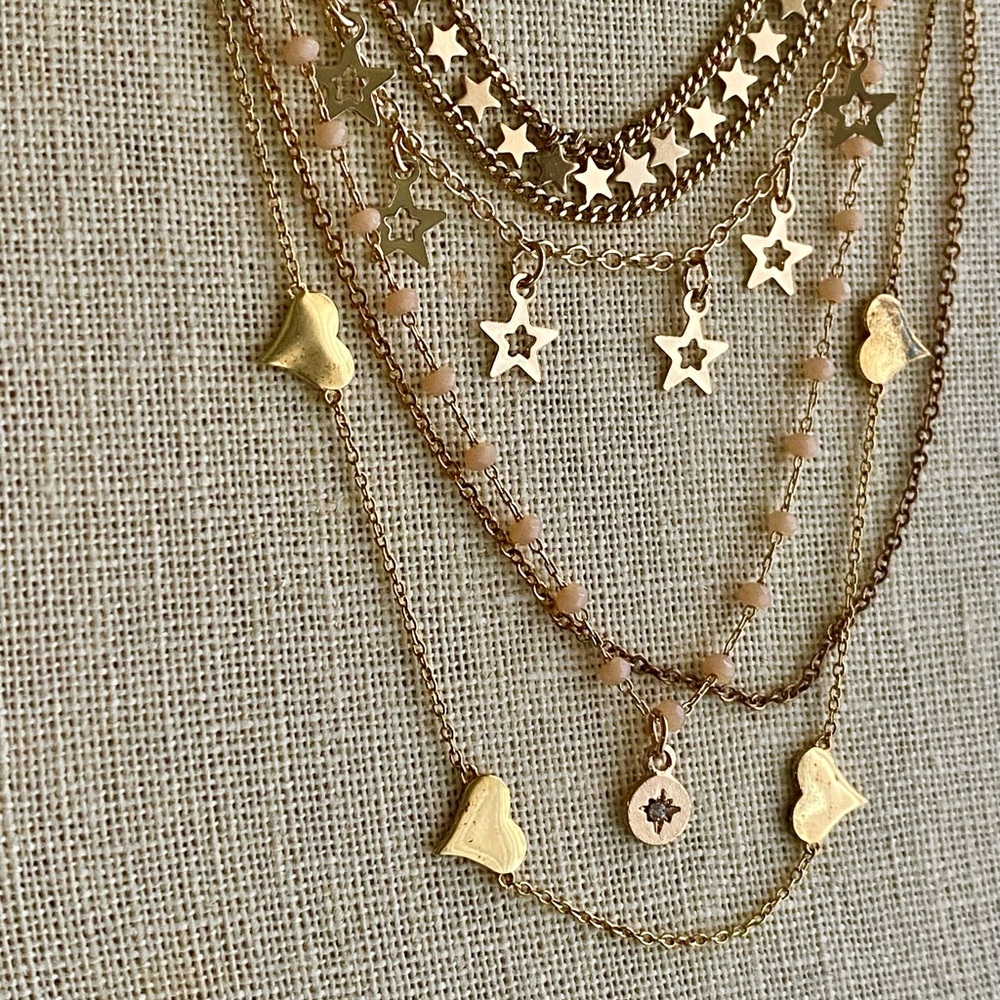 5 Necklace Bundle - Picture 2 of 3